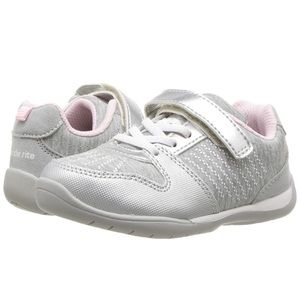 StrideRite made2play silver sneaker NWOT